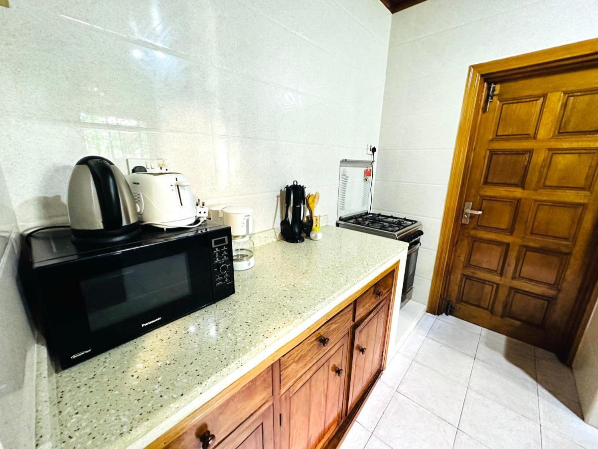88 Days Self Catering Holidays & Accomodation Baie Lazare  Extérieur photo