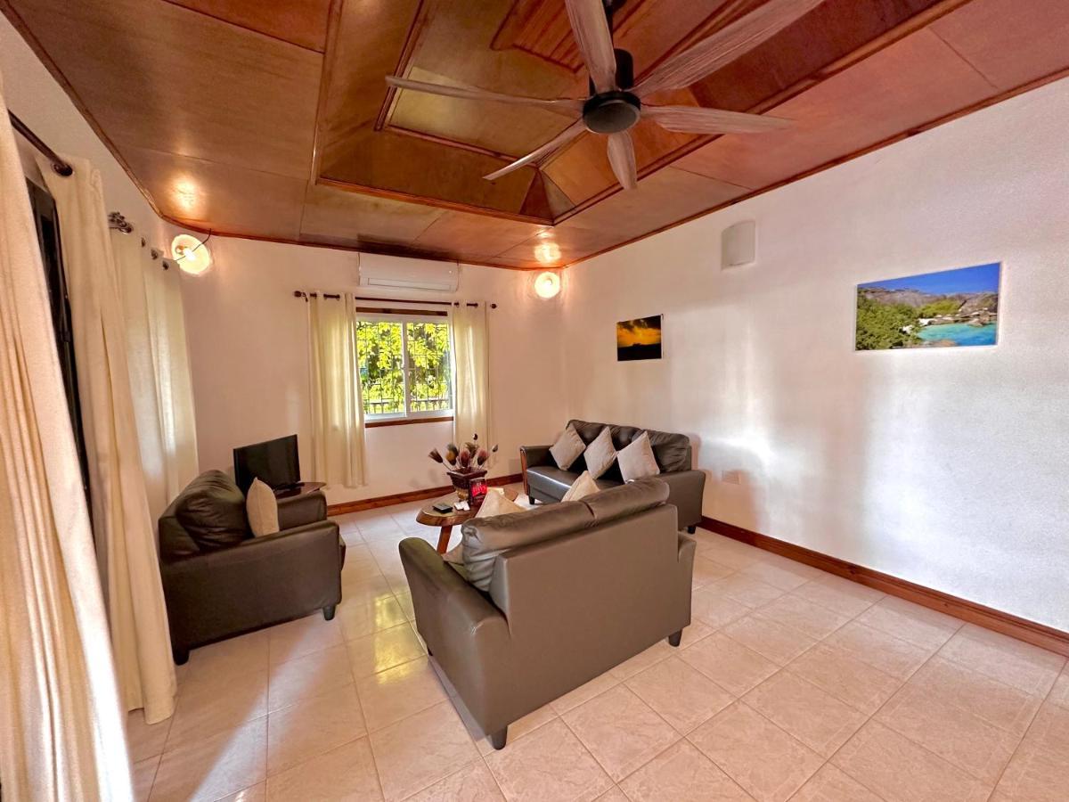 88 Days Self Catering Holidays & Accomodation Baie Lazare  Extérieur photo